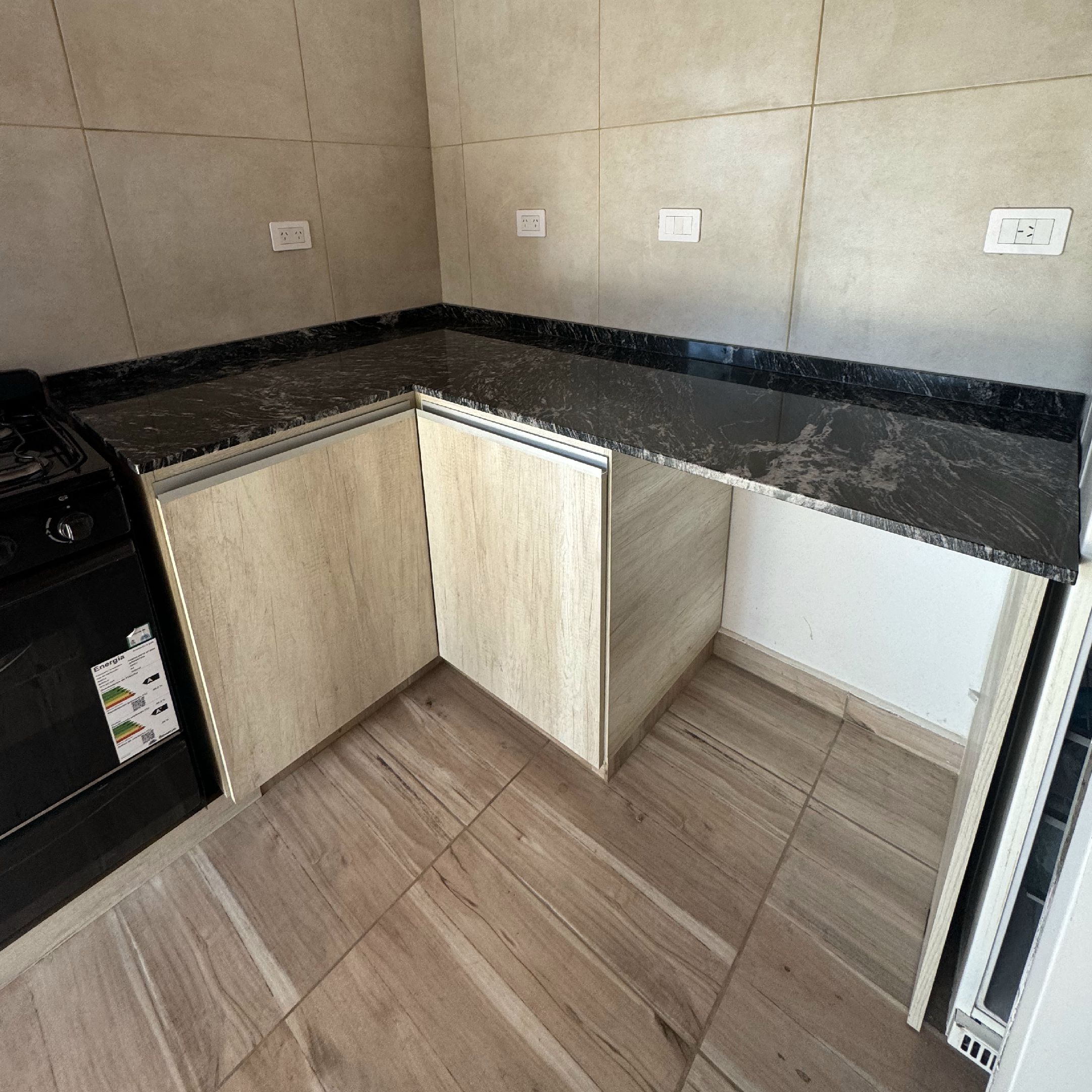 SAIRES AMOBLAMIENTO – 03