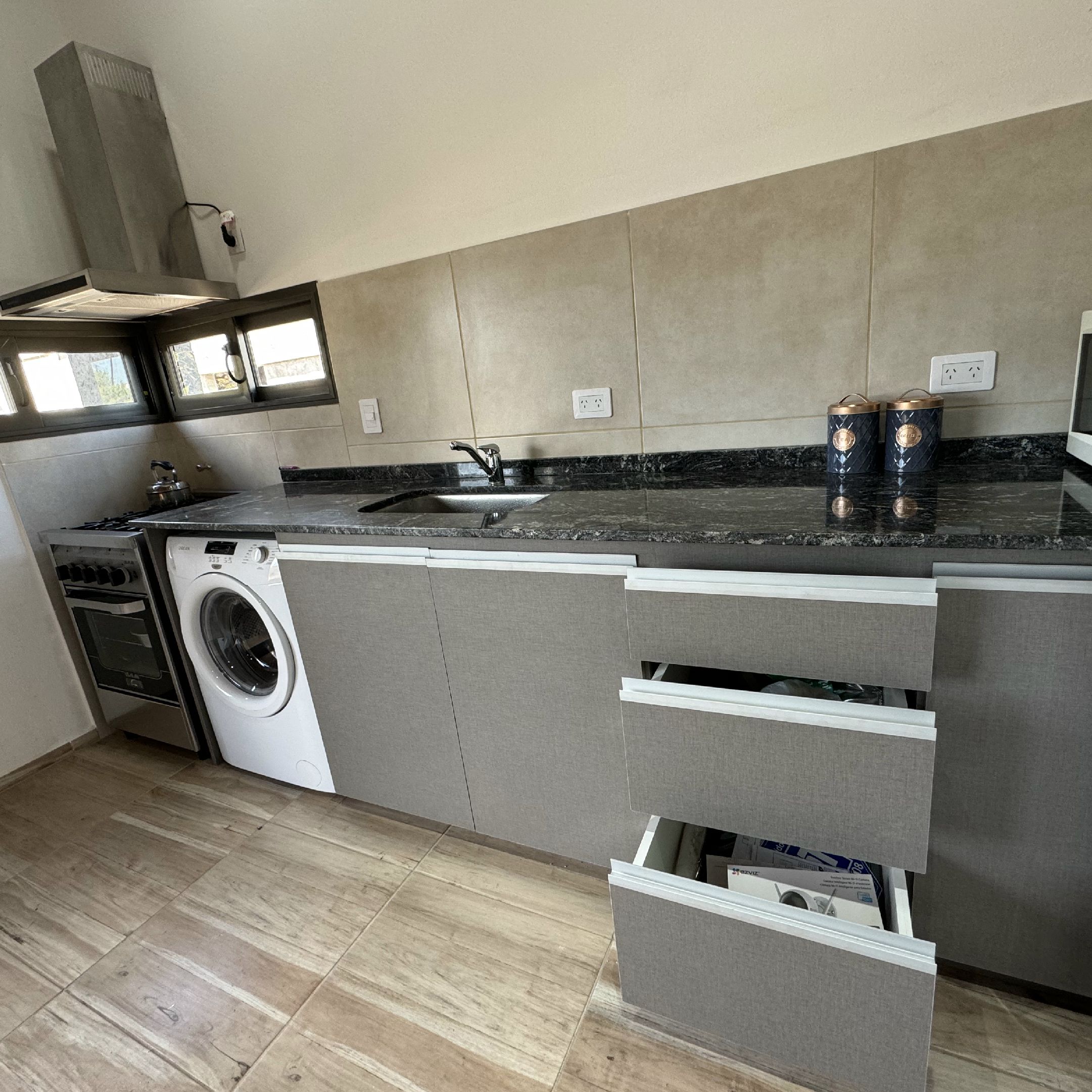 SAIRES AMOBLAMIENTO – 06